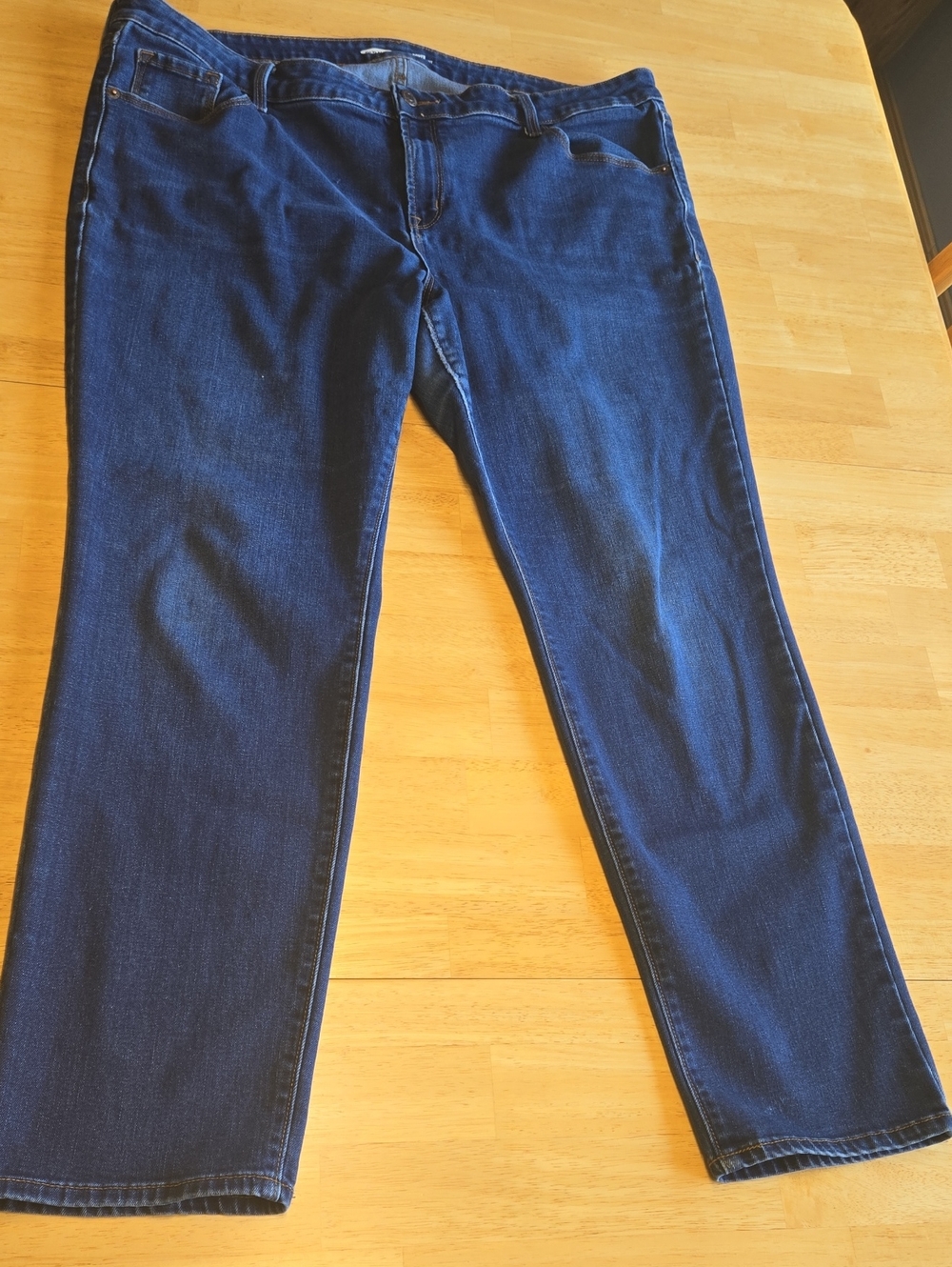 Old Navy Women's Dark Blue Slim Straight Jeans